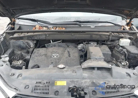 2018 Toyota Highlander Xle from USA, damaged, VIN 5TDJZRFH3JS859447